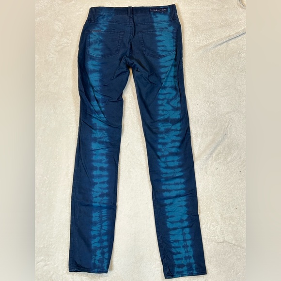 Rock & Republic Berlin Blue Tie Dye Low Rise Skinny Jeans size 2 - Picture 3 of 9